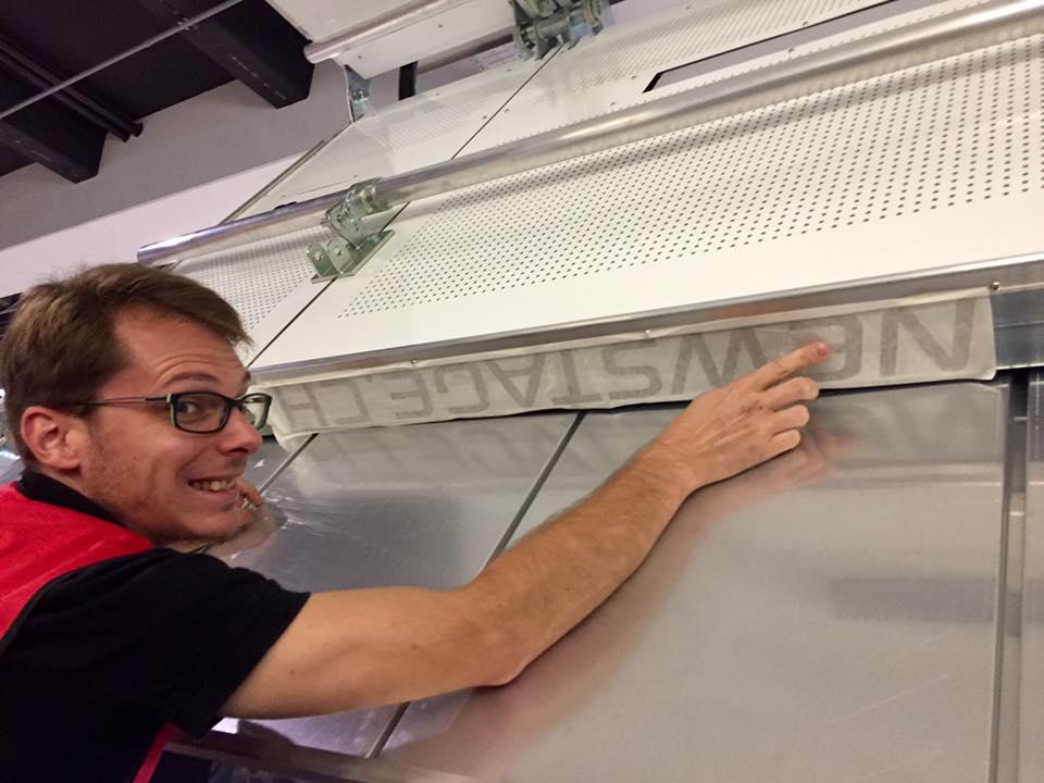 Newstage | Die innovativen Bühnen - On Tour - Weltrekord